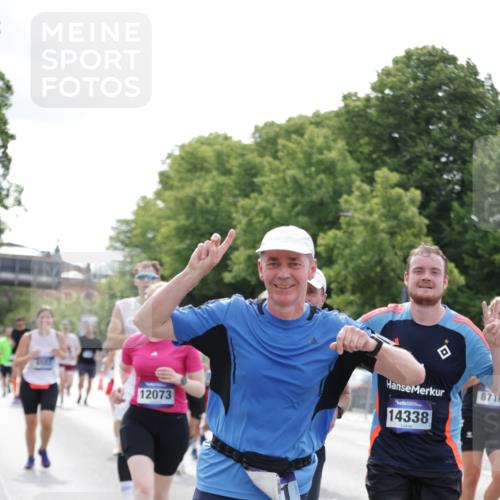 29.06.2025 - hella hamburg halbmarathon Jannik Wohlers http://msf.ph/oto/8180540 29.06.2025 10:22:52 Lombardsbrücke 1362, 2925, 4190, 4266, 4728, 4793, 6502, 6849, 7820, 8687, 8688, 8716, 8918, 8920, 9301, 9877, 10739, 11798, 11879, 12025, 12073, 12265, 14041, 14265, 14338, 14821, 16416, 16558, 17013, 17099, 17207, 17299, 17719, 18332 meine-sportfotos.de