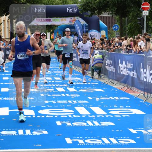 29.06.2025 - hella hamburg halbmarathon Zöllner http://msf.ph/oto/8180559 29.06.2025 10:31:19 Ziel 3201, 3955, 4812, 10017, 10298, 11857, 12232, 13754, 14450, 14548, 19042 meine-sportfotos.de
