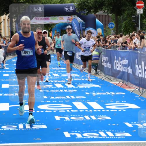 29.06.2025 - hella hamburg halbmarathon Zöllner http://msf.ph/oto/8180565 29.06.2025 10:31:20 Ziel 3955, 4812, 10017, 10298, 11857, 12232, 14450, 14548, 19042 meine-sportfotos.de