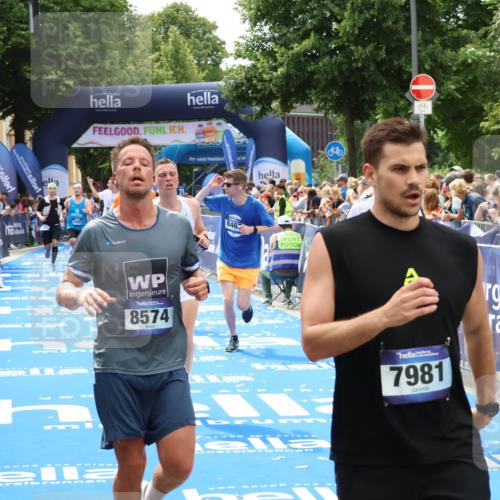 29.06.2025 - hella hamburg halbmarathon Zöllner http://msf.ph/oto/8180679 29.06.2025 10:40:04 Ziel 2826, 3626, 5050, 5375, 6080, 8467, 8574, 12091, 13514, 15421, 17973 meine-sportfotos.de