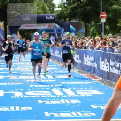 29.06.2025 - hella hamburg halbmarathon Zöllner http://msf.ph/oto/8180826 29.06.2025 10:40:08 Ziel 2826, 5007, 5050, 5508, 6080, 8933, 12091, 13514, 15424, 17973 meine-sportfotos.de