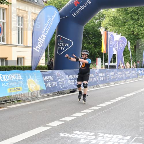 29.06.2025 - hella hamburg halbmarathon Strokosch-Dieckow http://msf.ph/oto/8180860 29.06.2025 09:21:49 Ziel 20067, 20068, 20070, 20352 meine-sportfotos.de