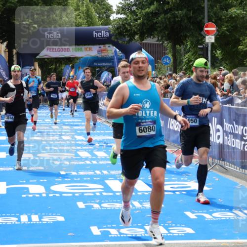 29.06.2025 - hella hamburg halbmarathon Zöllner http://msf.ph/oto/8180874 29.06.2025 10:40:09 Ziel 2826, 5007, 5050, 5508, 5916, 6080, 7495, 8933, 12091, 13514, 15424, 17973 meine-sportfotos.de