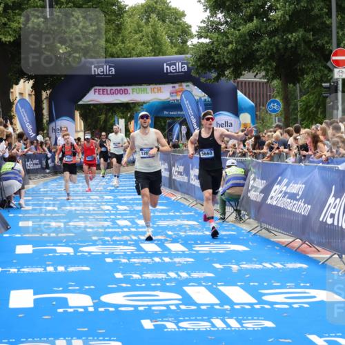 29.06.2025 - hella hamburg halbmarathon Zöllner http://msf.ph/oto/8180886 29.06.2025 10:31:38 Ziel 5660, 7793, 12681, 13617, 15835 meine-sportfotos.de
