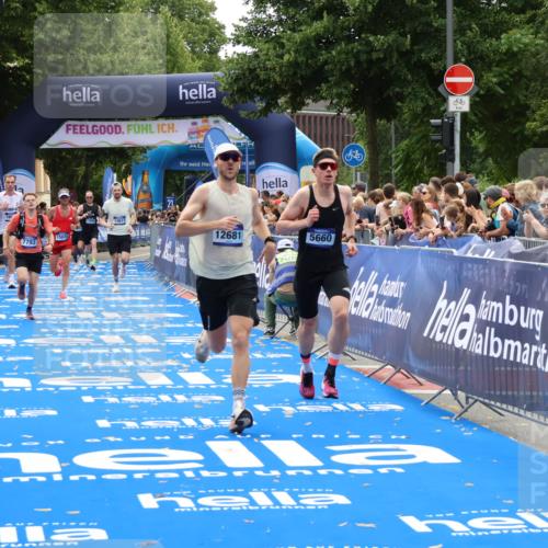29.06.2025 - hella hamburg halbmarathon Zöllner http://msf.ph/oto/8180909 29.06.2025 10:31:39 Ziel 5660, 7793, 12681, 13606, 13617, 15835 meine-sportfotos.de