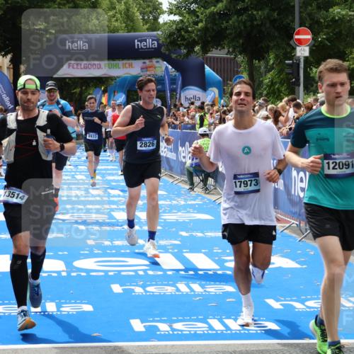 29.06.2025 - hella hamburg halbmarathon Zöllner http://msf.ph/oto/8180935 29.06.2025 10:40:11 Ziel 2826, 4381, 5007, 5409, 5508, 5916, 7495, 8933, 12091, 13514, 13667, 15424, 17973, 18979 meine-sportfotos.de