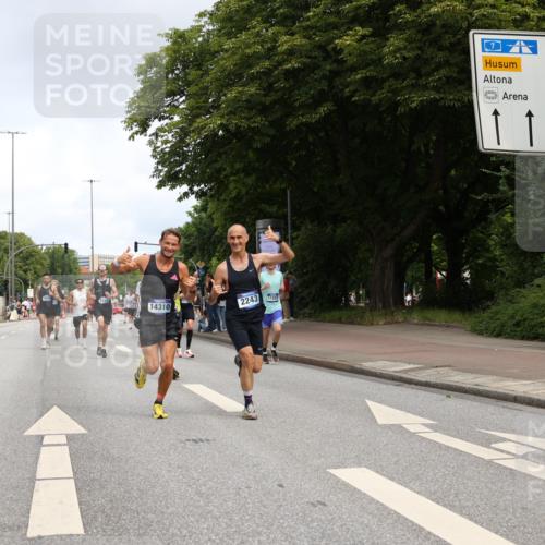 29.06.2025 - hella hamburg halbmarathon Yannick Fuchs http://msf.ph/oto/8180968 29.06.2025 10:28:41 20KM 1053, 1396, 1743, 2228, 2243, 2879, 4246, 5193, 6305, 8312, 9345, 9376, 10865, 11227, 12595, 13066, 13493, 13494, 13618, 13771, 14289, 14310, 14448, 14549, 14784, 15268, 15500, 15887, 16148, 16243, 16724, 17191, 17489, 17751, 17877, 18099, 18906 meine-sportfotos.de