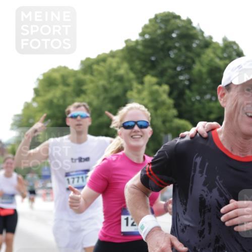 29.06.2025 - hella hamburg halbmarathon Jannik Wohlers http://msf.ph/oto/8180978 29.06.2025 10:22:54 Lombardsbrücke 1362, 2925, 4728, 4793, 6502, 6849, 7820, 8687, 8688, 8716, 8918, 8920, 9301, 9877, 10739, 11798, 11879, 12073, 12874, 14265, 14338, 14510, 14512, 14821, 16416, 16558, 17013, 17099, 17207, 17299, 17719, 18089, 18332 meine-sportfotos.de