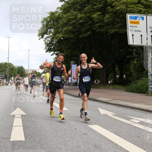 29.06.2025 - hella hamburg halbmarathon Yannick Fuchs http://msf.ph/oto/8181066 29.06.2025 10:28:42 20KM 1053, 1396, 1743, 2228, 2243, 2879, 4246, 5193, 6305, 8312, 9345, 9376, 10865, 11019, 11227, 12595, 13066, 13493, 13494, 13618, 13771, 14289, 14310, 14448, 14549, 14784, 15268, 15500, 15887, 16148, 16243, 16724, 17191, 17489, 17751, 17877, 18099, 18906 meine-sportfotos.de