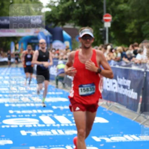29.06.2025 - hella hamburg halbmarathon Zöllner http://msf.ph/oto/8181092 29.06.2025 10:31:46 Ziel 5187, 13606, 13617, 15835, 18102 meine-sportfotos.de