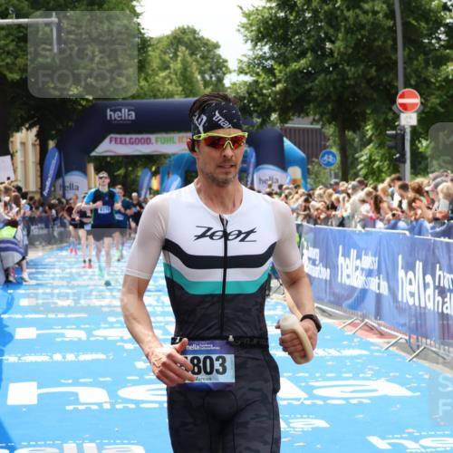 29.06.2025 - hella hamburg halbmarathon Zöllner http://msf.ph/oto/8181380 29.06.2025 10:40:25 Ziel 8370, 14924, 17245, 17916 meine-sportfotos.de