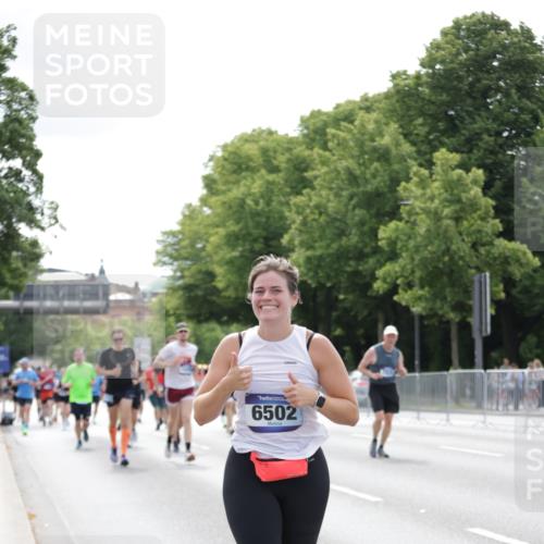 29.06.2025 - hella hamburg halbmarathon Jannik Wohlers http://msf.ph/oto/8181388 29.06.2025 10:22:56 Lombardsbrücke 1362, 2925, 4728, 4793, 6502, 6849, 7820, 8687, 8688, 8716, 8918, 8920, 9301, 9877, 10739, 11798, 11879, 12073, 12874, 14265, 14338, 14510, 14512, 14821, 16416, 16558, 17013, 17099, 17207, 17299, 17719, 18089, 18332 meine-sportfotos.de