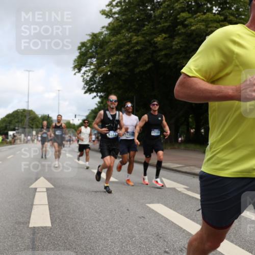 29.06.2025 - hella hamburg halbmarathon Yannick Fuchs http://msf.ph/oto/8181389 29.06.2025 10:28:44 20KM 1053, 1396, 1743, 2228, 2243, 2879, 5193, 6305, 7901, 8312, 9345, 9376, 10865, 11019, 11227, 12595, 13066, 13493, 13494, 13618, 13771, 14289, 14310, 14448, 14549, 14784, 15500, 15887, 16148, 16243, 16724, 17191, 17489, 17751, 17877, 18099, 18906 meine-sportfotos.de