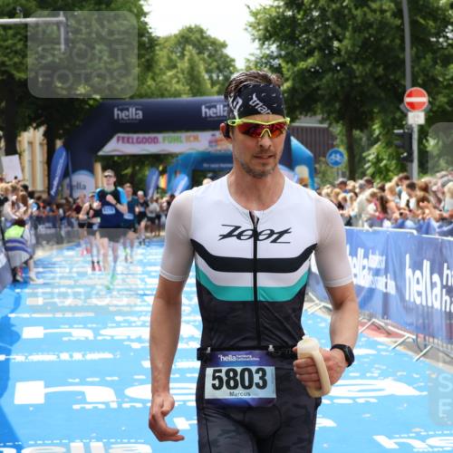 29.06.2025 - hella hamburg halbmarathon Zöllner http://msf.ph/oto/8181403 29.06.2025 10:40:25 Ziel 8370, 14924, 17245, 17916 meine-sportfotos.de