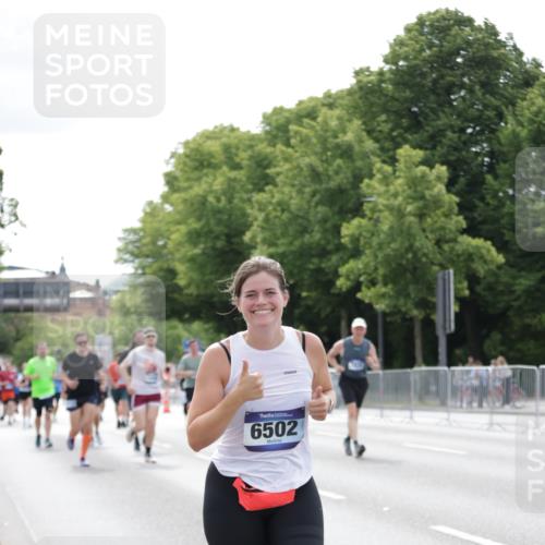 29.06.2025 - hella hamburg halbmarathon Jannik Wohlers http://msf.ph/oto/8181427 29.06.2025 10:22:56 Lombardsbrücke 1362, 2925, 4728, 4793, 6502, 6849, 7820, 8687, 8688, 8716, 8918, 8920, 9301, 9877, 10739, 11798, 11879, 12073, 12874, 14265, 14338, 14510, 14512, 14821, 16416, 16558, 17013, 17099, 17207, 17299, 17719, 18089, 18332 meine-sportfotos.de