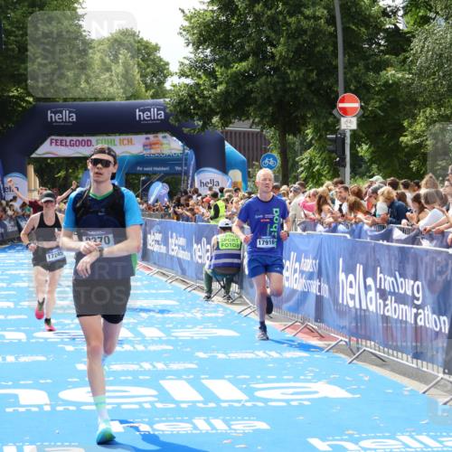 29.06.2025 - hella hamburg halbmarathon Zöllner http://msf.ph/oto/8181469 29.06.2025 10:40:29 Ziel 6649, 8370, 8966, 10978, 14924, 15247, 17245, 17916 meine-sportfotos.de