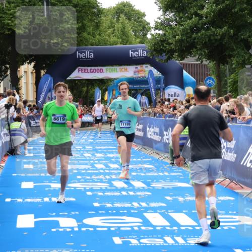29.06.2025 - hella hamburg halbmarathon Zöllner http://msf.ph/oto/8181500 29.06.2025 10:32:03 Ziel 1407, 4129, 4698, 6619, 11150, 11199, 11370 meine-sportfotos.de