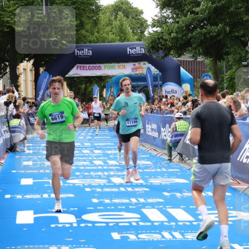 29.06.2025 - hella hamburg halbmarathon Zöllner http://msf.ph/oto/8181517 29.06.2025 10:32:03 Ziel 1407, 4129, 4698, 6619, 11150, 11199, 11370 meine-sportfotos.de