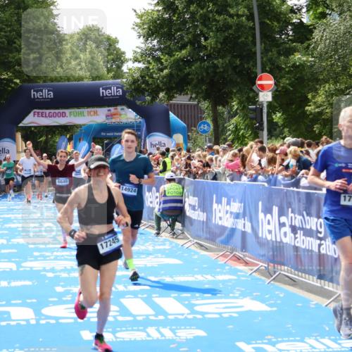 29.06.2025 - hella hamburg halbmarathon Zöllner http://msf.ph/oto/8181557 29.06.2025 10:40:31 Ziel 6649, 7284, 8966, 10978, 11767, 12540, 14924, 15164, 15247, 17214, 17245, 17916 meine-sportfotos.de