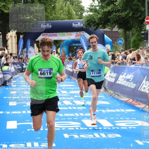 29.06.2025 - hella hamburg halbmarathon Zöllner http://msf.ph/oto/8181571 29.06.2025 10:32:04 Ziel 1407, 1686, 4129, 4698, 6619, 11150, 11199, 11370 meine-sportfotos.de