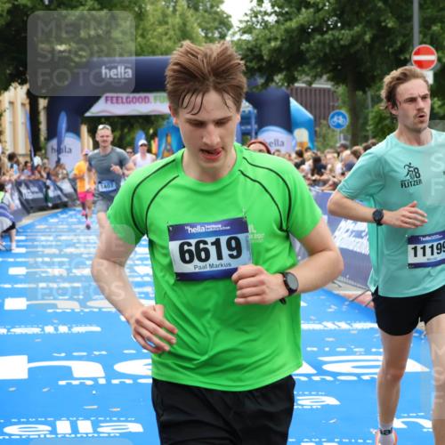 29.06.2025 - hella hamburg halbmarathon Zöllner http://msf.ph/oto/8181591 29.06.2025 10:32:05 Ziel 1407, 1686, 4129, 4698, 6619, 11150, 11199, 11370, 16505 meine-sportfotos.de
