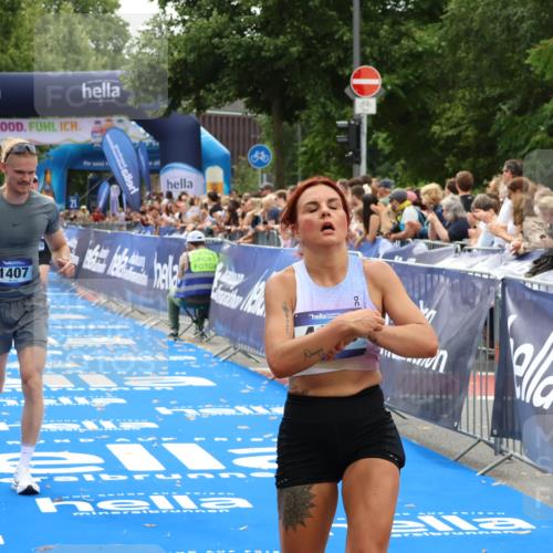 29.06.2025 - hella hamburg halbmarathon Zöllner http://msf.ph/oto/8181633 29.06.2025 10:32:07 Ziel 1407, 1686, 4129, 11150, 11370, 16505, 16736 meine-sportfotos.de