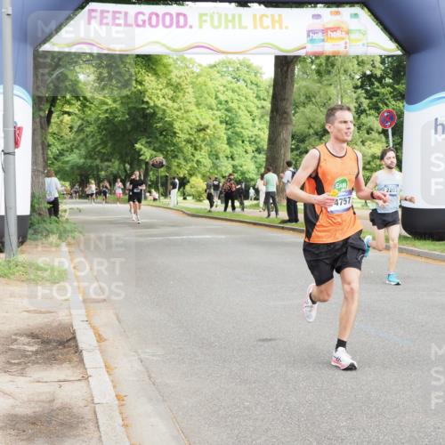 29.06.2025 - hella hamburg halbmarathon MichiJ http://msf.ph/oto/8181650 29.06.2025 10:17:20 Zwischen KM18-KM19 2203, 10848, 14757, 14828, 17893, 18037 meine-sportfotos.de