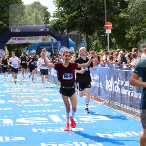 29.06.2025 - hella hamburg halbmarathon Zöllner http://msf.ph/oto/8181690 29.06.2025 10:40:33 Ziel 6649, 7284, 8966, 10978, 11767, 12365, 12540, 14924, 15164, 15247, 17214, 18192 meine-sportfotos.de