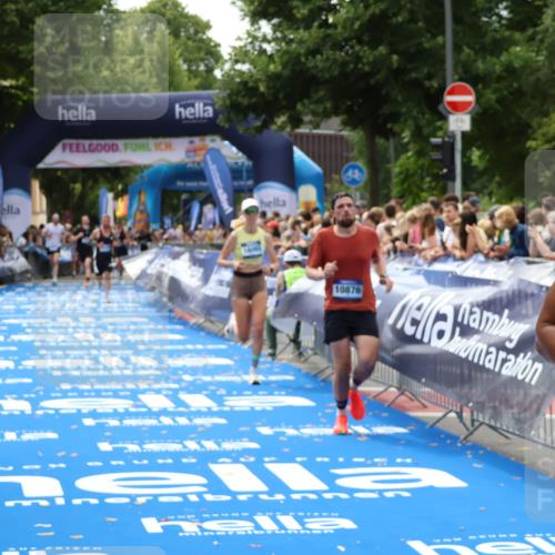 29.06.2025 - hella hamburg halbmarathon Zöllner http://msf.ph/oto/8181883 29.06.2025 10:32:23 Ziel 7272, 10484, 10876, 16065 meine-sportfotos.de