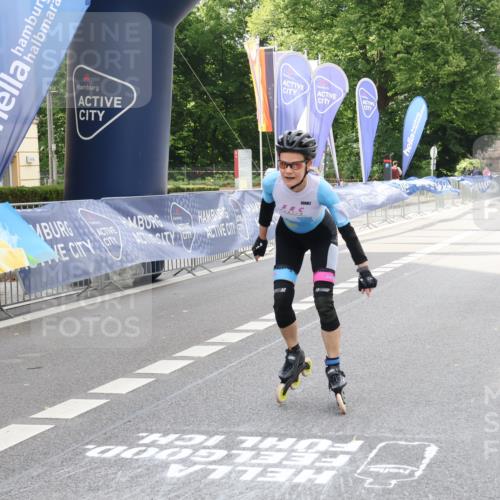 29.06.2025 - hella hamburg halbmarathon Strokosch-Dieckow http://msf.ph/oto/8181919 29.06.2025 09:23:19 Ziel 20395, 20429 meine-sportfotos.de