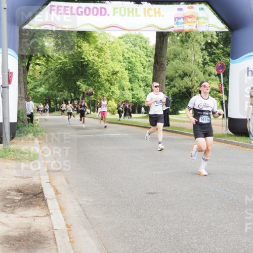 29.06.2025 - hella hamburg halbmarathon MichiJ http://msf.ph/oto/8181931 29.06.2025 10:17:26 Zwischen KM18-KM19 2203, 9804, 13941, 14757, 14828 meine-sportfotos.de