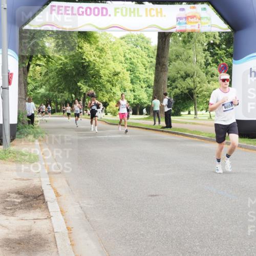 29.06.2025 - hella hamburg halbmarathon MichiJ http://msf.ph/oto/8182108 29.06.2025 10:17:28 Zwischen KM18-KM19 2203, 9804, 13941, 19114 meine-sportfotos.de