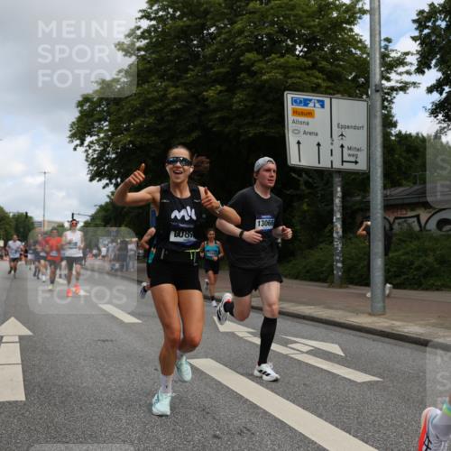 29.06.2025 - hella hamburg halbmarathon Yannick Fuchs http://msf.ph/oto/8182134 29.06.2025 10:28:51 20KM 1080, 1396, 1743, 2228, 2243, 2879, 3005, 6305, 7534, 7901, 8312, 9345, 9376, 10865, 11019, 11227, 12595, 13066, 13493, 13494, 13618, 13771, 14310, 14448, 14549, 15500, 16148, 16243, 16417, 17191, 17489, 17751, 17877, 18099, 18906 meine-sportfotos.de