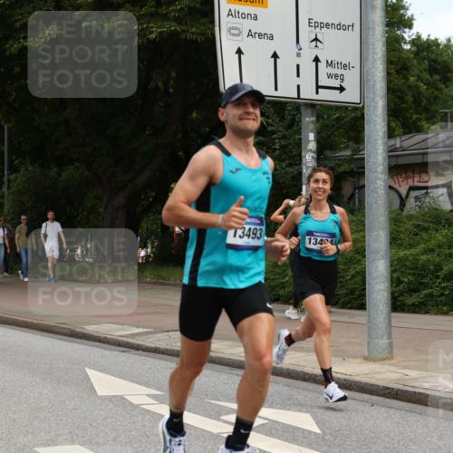 29.06.2025 - hella hamburg halbmarathon Yannick Fuchs http://msf.ph/oto/8182293 29.06.2025 10:28:52 20KM 1080, 1396, 1743, 2228, 2879, 3005, 6305, 7534, 7901, 8312, 9345, 9376, 10865, 11019, 11227, 12595, 13066, 13493, 13494, 13771, 14448, 14549, 15500, 16148, 16243, 16417, 17191, 17489, 17751, 17877, 18099, 18906 meine-sportfotos.de