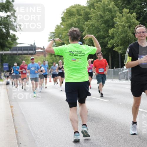 29.06.2025 - hella hamburg halbmarathon Jannik Wohlers http://msf.ph/oto/8182322 29.06.2025 10:23:04 Lombardsbrücke 1048, 1304, 1362, 2925, 4391, 4728, 5406, 6502, 7029, 7820, 10739, 11300, 11798, 11879, 12874, 14265, 14510, 14512, 14821, 15709, 16185, 16251, 17013, 17199, 17207, 17719, 18070, 18071, 18089, 18332, 18402, 18818, 18865 meine-sportfotos.de