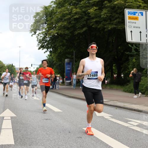 29.06.2025 - hella hamburg halbmarathon Yannick Fuchs http://msf.ph/oto/8182350 29.06.2025 10:28:53 20KM 1080, 1396, 1743, 2228, 2879, 3005, 5550, 6305, 7534, 7901, 8312, 9345, 9376, 10865, 11019, 11227, 12595, 13066, 13493, 13494, 13771, 14448, 14549, 15500, 16148, 16243, 16417, 17191, 17489, 17751, 17877, 18099, 18906 meine-sportfotos.de