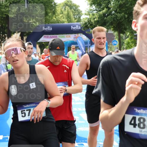 29.06.2025 - hella hamburg halbmarathon Zöllner http://msf.ph/oto/8182632 29.06.2025 10:40:53 Ziel 1631, 1882, 2750, 4634, 5014, 5026, 6429, 7080, 7109, 7378, 8074, 8629, 9547, 9979, 10369, 10934, 11959, 14661, 16249, 17486, 18173 meine-sportfotos.de