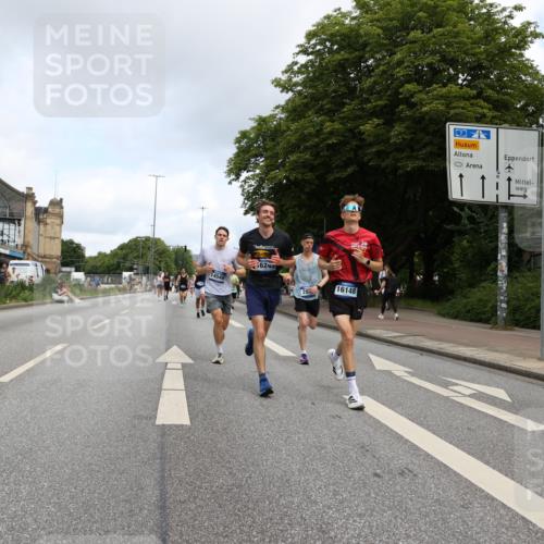 29.06.2025 - hella hamburg halbmarathon Yannick Fuchs http://msf.ph/oto/8182910 29.06.2025 10:28:55 20KM 1080, 1743, 2228, 2879, 3005, 5550, 6305, 7534, 7901, 9345, 9376, 9519, 10865, 11019, 13066, 13493, 13494, 13771, 14448, 14549, 15500, 15902, 16148, 16243, 16417, 17489, 17751, 17877, 18026, 18099, 18906 meine-sportfotos.de
