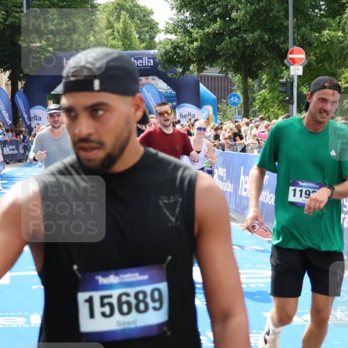 29.06.2025 - hella hamburg halbmarathon Zöllner http://msf.ph/oto/8183254 29.06.2025 10:41:07 Ziel 1136, 2568, 2949, 3618, 4871, 6550, 6683, 9358, 9659, 9755, 9815, 11062, 11922, 13268, 17100, 17620, 17971, 18045, 18049 meine-sportfotos.de