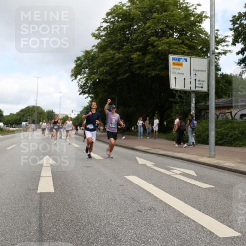 29.06.2025 - hella hamburg halbmarathon Yannick Fuchs http://msf.ph/oto/8183262 29.06.2025 10:28:58 20KM 1080, 1743, 2228, 2879, 3005, 5550, 6305, 7534, 7884, 7901, 9345, 9376, 9519, 10865, 11019, 11202, 13066, 13493, 13494, 13771, 14448, 14549, 15500, 15902, 16148, 16243, 16417, 17489, 17751, 17877, 18026, 18099, 18906 meine-sportfotos.de