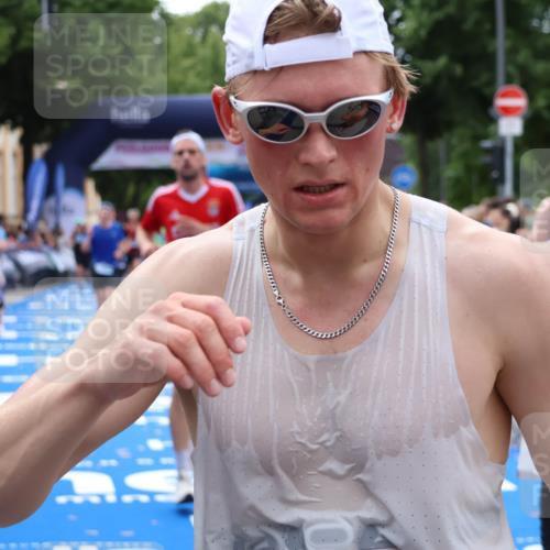 29.06.2025 - hella hamburg halbmarathon Zöllner http://msf.ph/oto/8183268 29.06.2025 10:32:52 Ziel 4749, 6358, 8062, 10453, 13686, 14028, 15054, 16425, 18687 meine-sportfotos.de