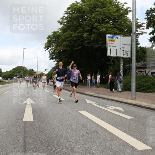29.06.2025 - hella hamburg halbmarathon Yannick Fuchs http://msf.ph/oto/8183269 29.06.2025 10:28:58 20KM 1080, 1743, 2228, 2879, 3005, 5550, 6305, 7534, 7884, 7901, 9345, 9376, 9519, 10865, 11019, 11202, 13066, 13493, 13494, 13771, 14448, 14549, 15500, 15902, 16148, 16243, 16417, 17489, 17751, 17877, 18026, 18099, 18906 meine-sportfotos.de