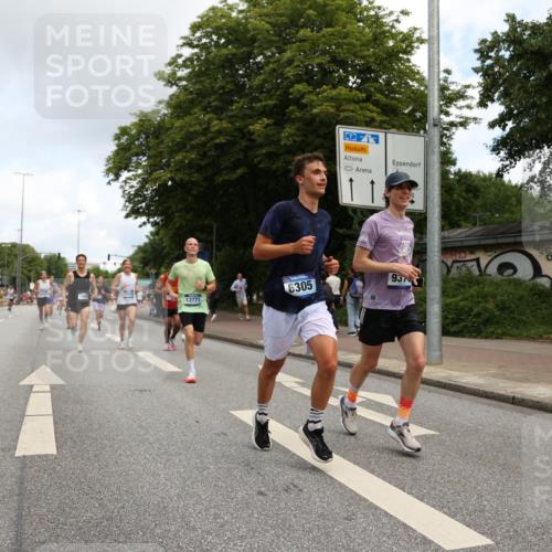 29.06.2025 - hella hamburg halbmarathon Yannick Fuchs http://msf.ph/oto/8183451 29.06.2025 10:28:59 20KM 1080, 2228, 2879, 3005, 5550, 6305, 7534, 7884, 7901, 9376, 9519, 10865, 11019, 11202, 11230, 13066, 13493, 13494, 13771, 14448, 14549, 15500, 15902, 16148, 16243, 16417, 17489, 17751, 17877, 18026, 18906 meine-sportfotos.de