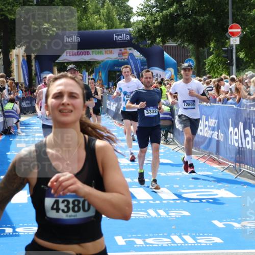 29.06.2025 - hella hamburg halbmarathon Zöllner http://msf.ph/oto/8183556 29.06.2025 10:41:18 Ziel 3332, 4205, 5387, 6901, 8122, 9711, 10375, 12434, 12895, 13876, 17834, 18764 meine-sportfotos.de