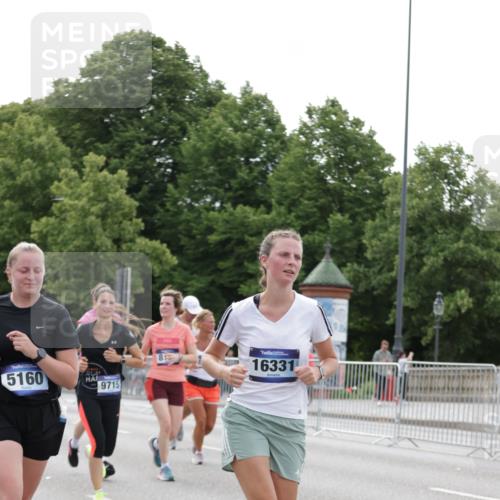 29.06.2025 - hella hamburg halbmarathon Jannik Wohlers http://msf.ph/oto/8183566 29.06.2025 10:23:17 Lombardsbrücke 1048, 1304, 1545, 2125, 2489, 4391, 4646, 5055, 5160, 5358, 5406, 6747, 7029, 8031, 8181, 8676, 9715, 10649, 11044, 11300, 11454, 11793, 13149, 14521, 15709, 15739, 15853, 16185, 16251, 16331, 17199, 17385, 18070, 18071, 18091, 18314, 18402, 18818, 18865, 19017 meine-sportfotos.de
