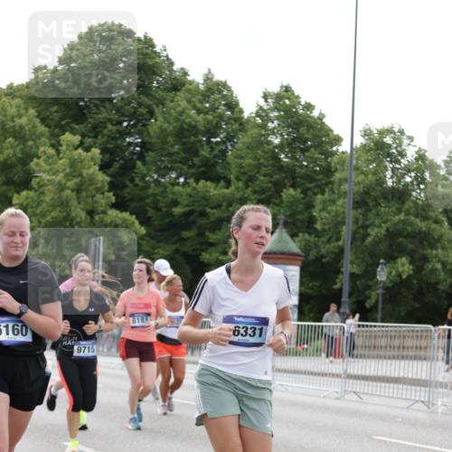 29.06.2025 - hella hamburg halbmarathon Jannik Wohlers http://msf.ph/oto/8183572 29.06.2025 10:23:17 Lombardsbrücke 1048, 1304, 1545, 2125, 2489, 4391, 4646, 5055, 5160, 5358, 5406, 6747, 7029, 8031, 8181, 8676, 9715, 10649, 11044, 11300, 11454, 11793, 13149, 14521, 15709, 15739, 15853, 16185, 16251, 16331, 17199, 17385, 18070, 18071, 18091, 18314, 18402, 18818, 18865, 19017 meine-sportfotos.de