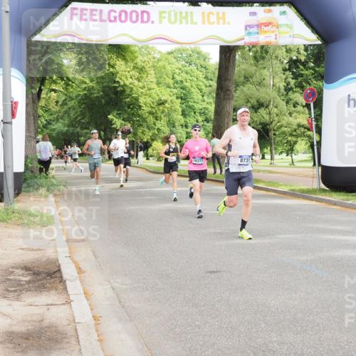 29.06.2025 - hella hamburg halbmarathon MichiJ http://msf.ph/oto/8183620 29.06.2025 10:17:52 Zwischen KM18-KM19 4678, 7651, 8731, 10106, 12529, 15576, 16377, 18567 meine-sportfotos.de