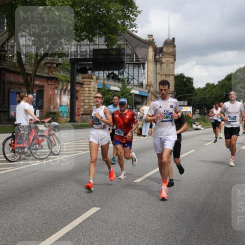 29.06.2025 - hella hamburg halbmarathon Yannick Fuchs http://msf.ph/oto/8183630 29.06.2025 10:43:23 20KM 1094, 1342, 1381, 1452, 1476, 2013, 2260, 2504, 2592, 2596, 2706, 2889, 3060, 4017, 4183, 4185, 4847, 4890, 5460, 5705, 6158, 7067, 7297, 8112, 8302, 8821, 9038, 9126, 9213, 9463, 9619, 9649, 9661, 9695, 10053, 10184, 10859, 10860, 11340, 11519, 11579, 11679, 11779, 11977, 12094, 12421, 12533, 13009, 13183, 13233, 13269, 13450, 13688, 15384, 15422, 15523, 15857, 15894, 16114, 16369, 16592, 16627, 16731, 17173, 17632, 18842, 18873, 18887 meine-sportfotos.de