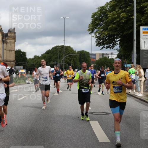 29.06.2025 - hella hamburg halbmarathon Yannick Fuchs http://msf.ph/oto/8183646 29.06.2025 10:43:23 20KM 1094, 1342, 1381, 1452, 1476, 2013, 2260, 2504, 2592, 2596, 2706, 2889, 3060, 4017, 4183, 4185, 4847, 4890, 5460, 5705, 6158, 7067, 7297, 8112, 8302, 8821, 9038, 9126, 9213, 9463, 9619, 9649, 9661, 9695, 10053, 10184, 10859, 10860, 11340, 11519, 11579, 11679, 11779, 11977, 12094, 12421, 12533, 13009, 13183, 13233, 13269, 13450, 13688, 15384, 15422, 15523, 15857, 15894, 16114, 16369, 16592, 16627, 16731, 17173, 17632, 18842, 18873, 18887 meine-sportfotos.de