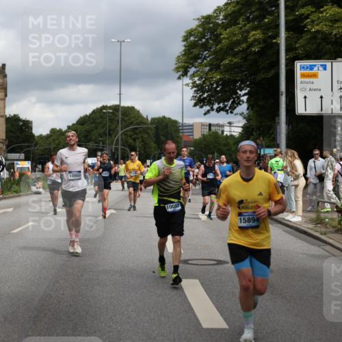 29.06.2025 - hella hamburg halbmarathon Yannick Fuchs http://msf.ph/oto/8183655 29.06.2025 10:43:23 20KM 1094, 1342, 1381, 1452, 1476, 2013, 2260, 2504, 2592, 2596, 2706, 2889, 3060, 4017, 4183, 4185, 4847, 4890, 5460, 5705, 6158, 7067, 7297, 8112, 8302, 8821, 9038, 9126, 9213, 9463, 9619, 9649, 9661, 9695, 10053, 10184, 10859, 10860, 11340, 11519, 11579, 11679, 11779, 11977, 12094, 12421, 12533, 13009, 13183, 13233, 13269, 13450, 13688, 15384, 15422, 15523, 15857, 15894, 16114, 16369, 16592, 16627, 16731, 17173, 17632, 18842, 18873, 18887 meine-sportfotos.de